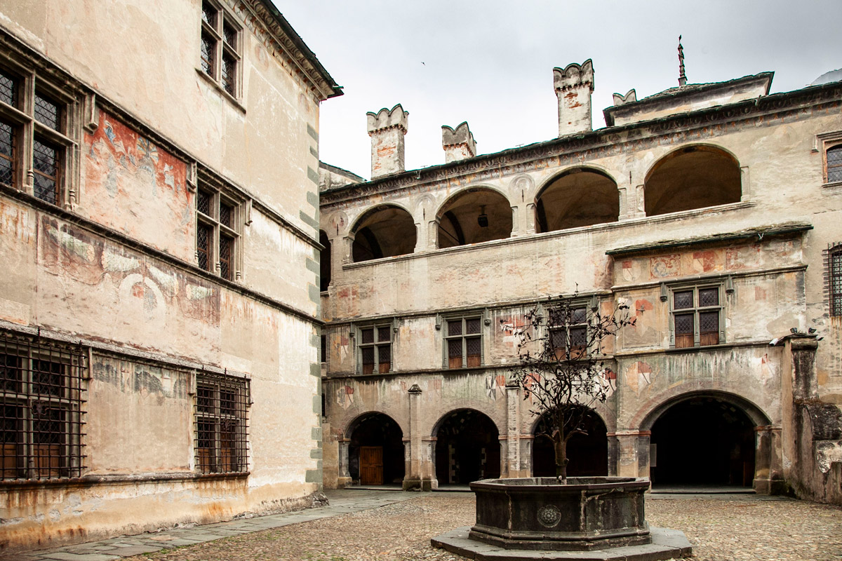 Castello di Issogne2 Castello di Issogne2